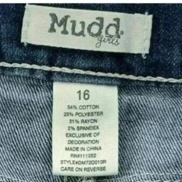 Mudd Girls Stretch Patch  Frayed Raw Hem Denim Distressed Jeans Shorts Size 16 - Picture 8 of 9